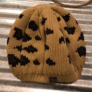 Mud Pie Mushroom Beanie 💕